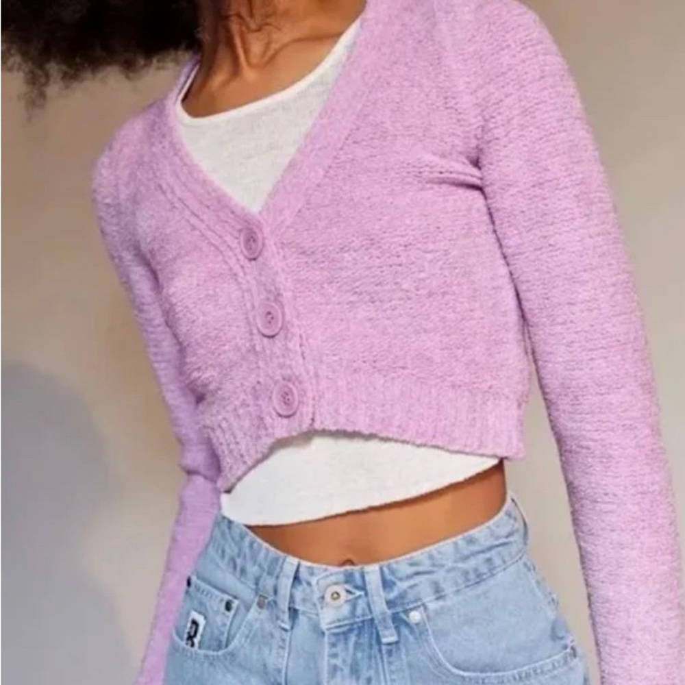UO Dina Cardigan in Pink